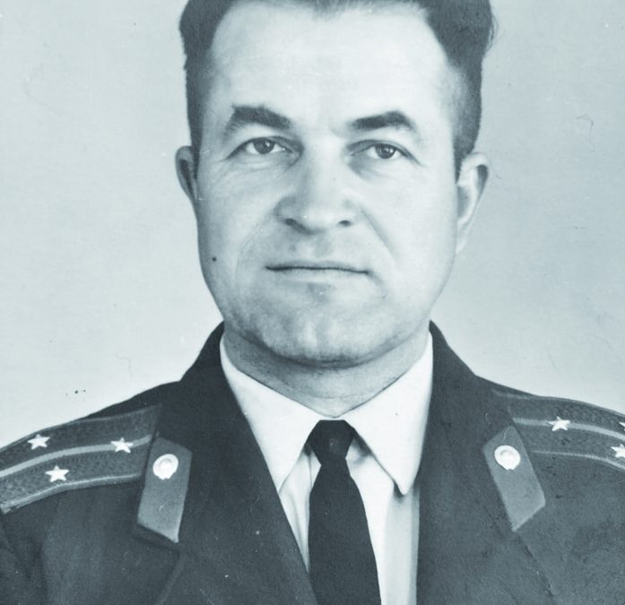 Рифкат Тукаев,  майор милиции  в  отставке 